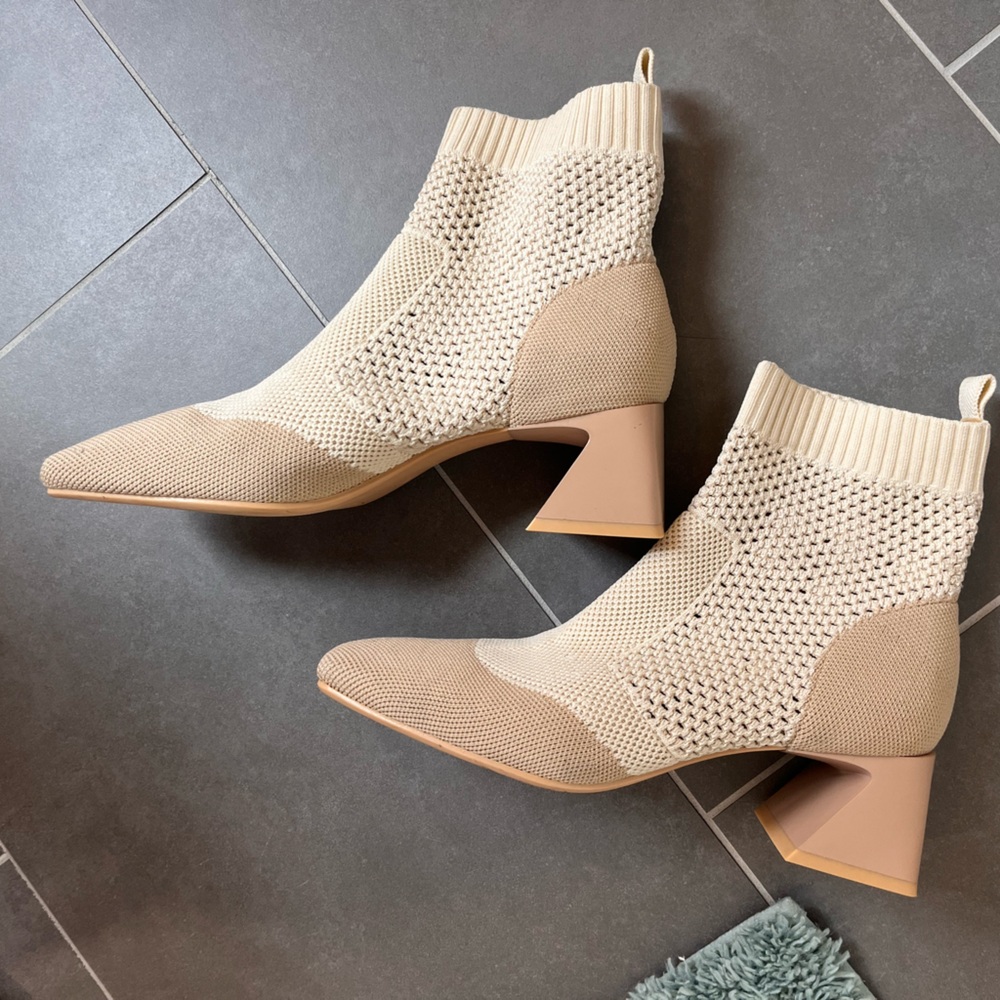 brand new vivaia heeled boots